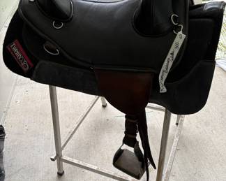 Saddle