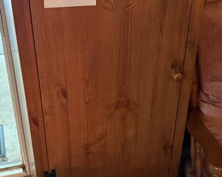 Approx 10.5 x 17.5 x x 48 