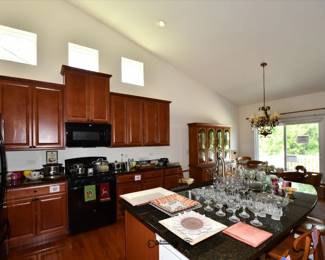 084Kitchen