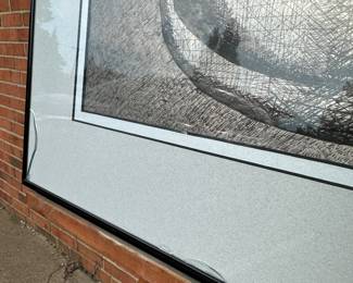 Chipped glass 