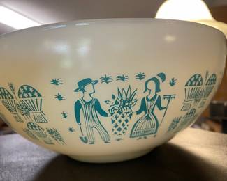 Vintage Pyrex Cinderella Mixing Bowl