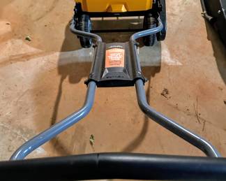Presale Available! Fiskars StaySharp Max Reel Mower