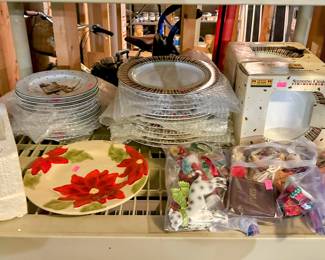 Debbie Mumm Sakura Christmas Dinnerware