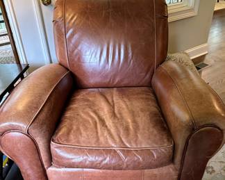 Klaussner Furniture Arm Roll Leather Chair