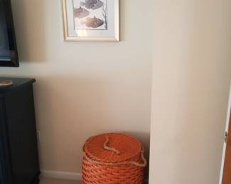 Hamper