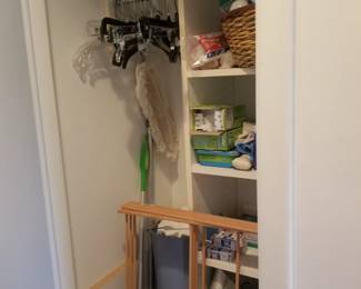 Closet system