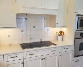 Kitchen cabinetry detail - GE Profile cooktop