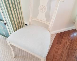Ethan Allen dining chair detail