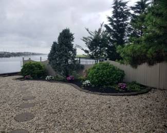 Stacked slate; annuals & perennials
