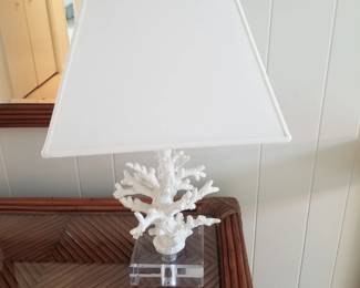 Coral table lamp