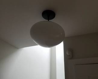 Light fixture