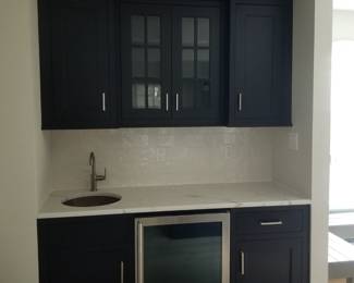 Wet bar with Sub-Zero wine cooler