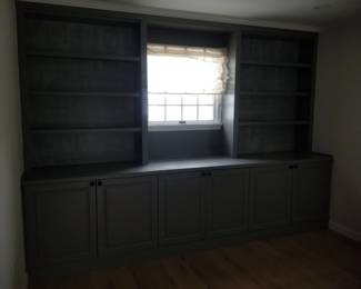 Built-in bookcase cabinetry