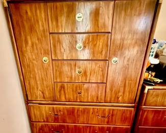 Drexel Heritage Accolade Gentleman's Dresser. Great condition.