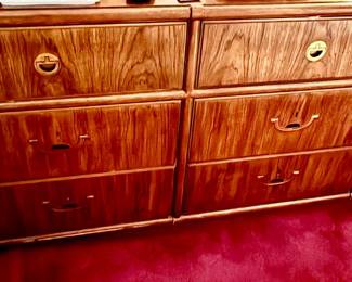 Drexel Heritage Accolade Long Dresser w/mirror. Excellent condition.
