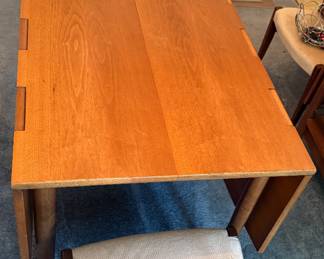 Drexel Declaration dining table
• Designed by Kipp Stewart & Stewart MacDougall
• Released in 1960–1964
• American Modern styling with Scandinavian and Shaker influences