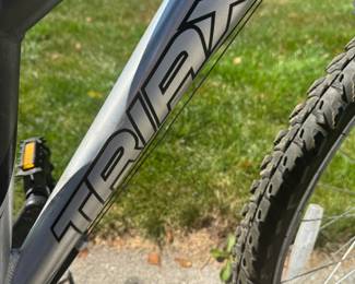 Photo 2 of 3 Trial Bike