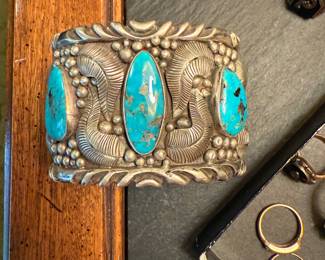 Vintage Handmade Navajo Turquoise Cuff - Heavy