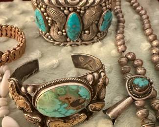 Vintage Handmade Navajo Turquoise Cuff