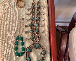 Vintage Handmade Navajo Squash Blossom Necklace 
