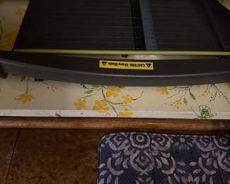Paper Cutter