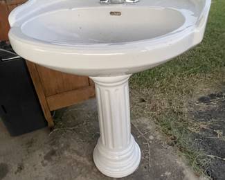 Bathroom sink