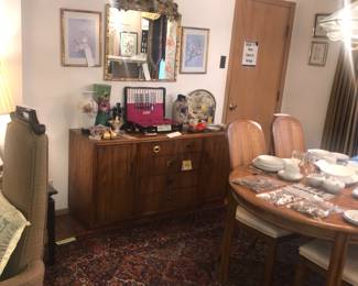 Items Located In The Dining Room