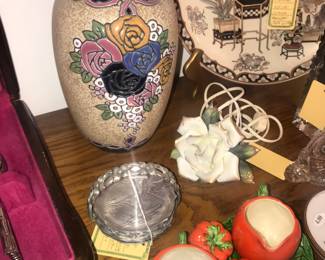 Items Located In The Dining Room