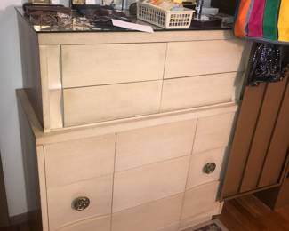 Items Located In The 3rd Bedroom