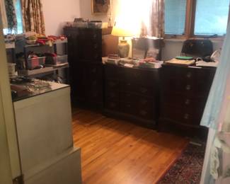 Items Located In The 3rd Bedroom