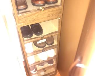 Items Located In The 3rd Bedroom