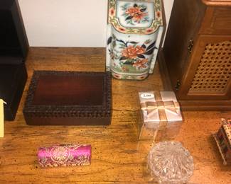 Items Located In The 1st Bedroom (Master)
