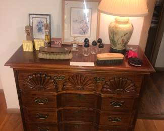 Items Located In The 1st Bedroom (Master)