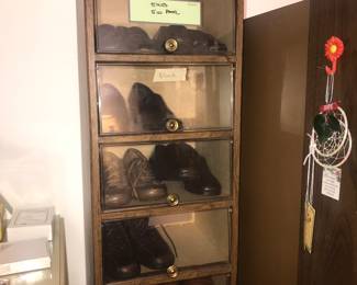 Items Located In The 3rd Bedroom