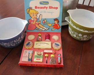 Vintage My Merry Beauty Shop TOY Miniatures