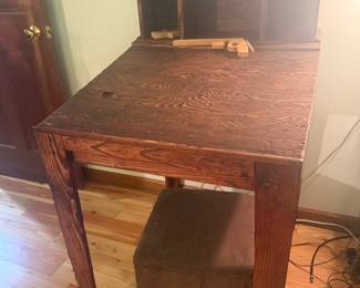 Primitive desk