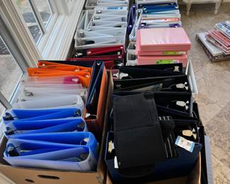 Tons of three ring binders all sizes