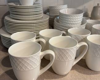 Trellis - Mikasa - Stunning Set