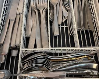 Wonderful heavy flatware Sets - Mikasa
