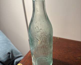 Polly Pop Independence Bottle company