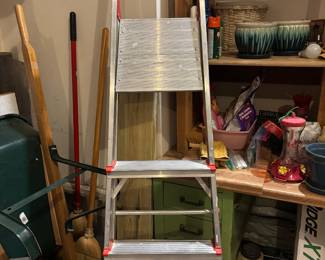 Step Ladder