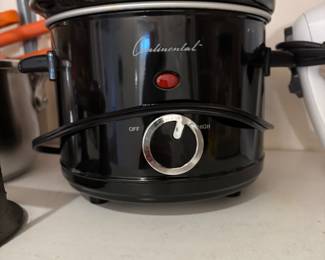 Continental Mini slow cooker