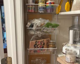 Wall handing shelf