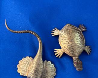 Mini Brass Stingray and Turtle w Red glass eyes