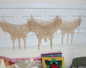 Nice selection of fine linens, lace, towels, curtains, vintage items, handmade items, quilts, blankets, throws, afghans, and more!