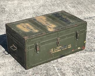 Military trunk