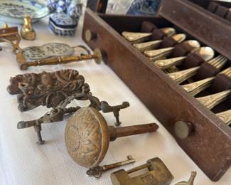 Antique brass fixings