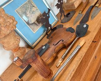 The vintage Kitchen Servers just so fab!