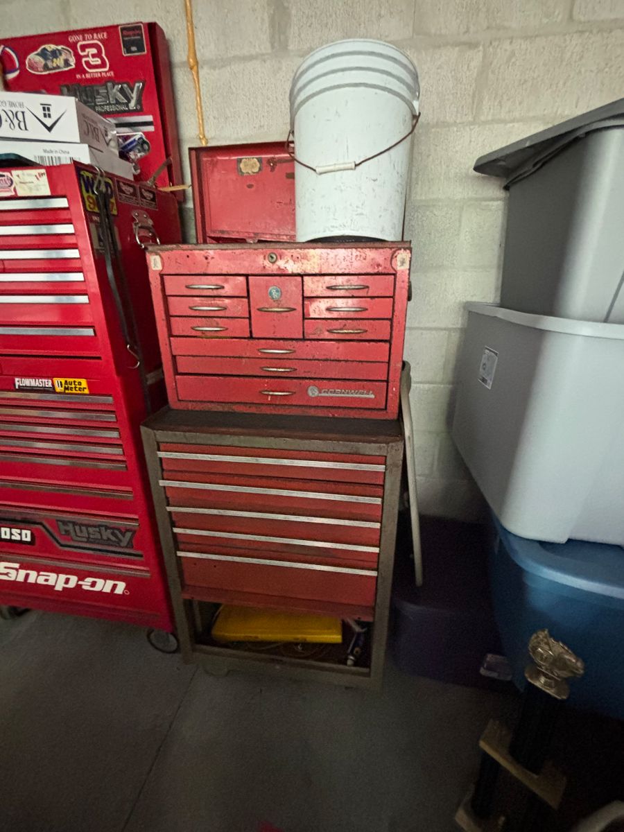 Huge Tool Sale in Saint Petersburg - 4c736256 32dd 4f22 Bf43 62f4f8dd93ae