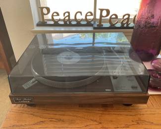 Fisher turntable